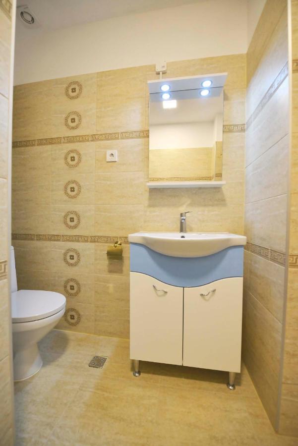 Otilia Aparthotel Bucharest Exterior photo